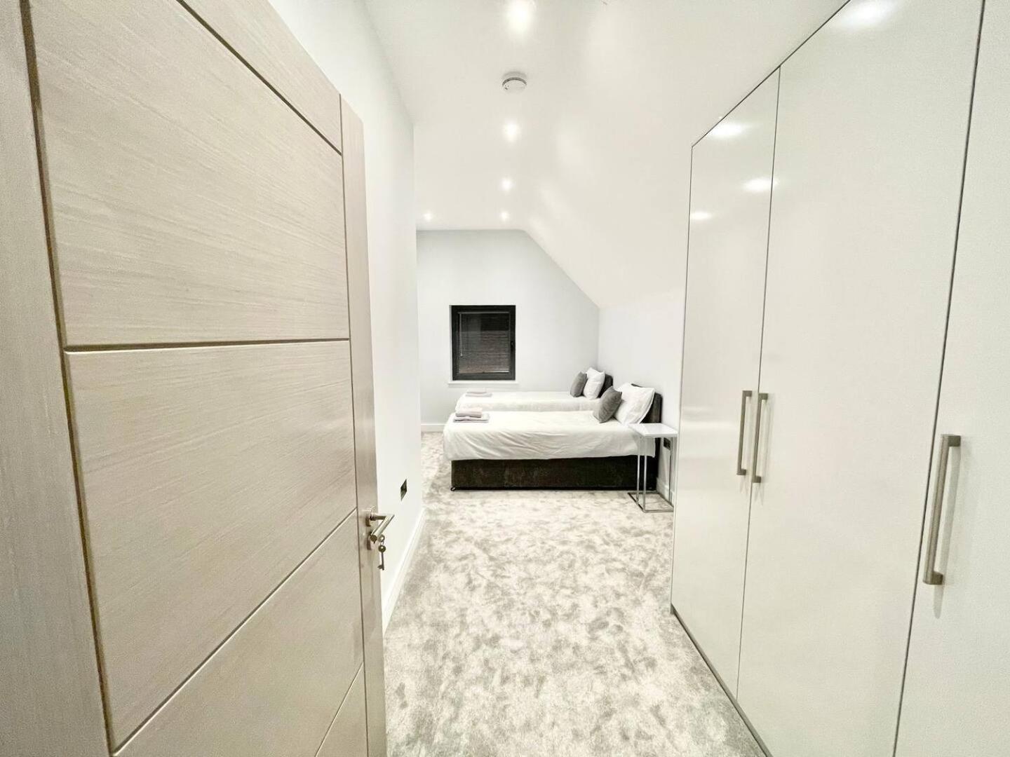 D & D Luxury Apartments Станмор Экстерьер фото